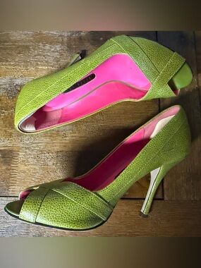 Ted Baker Vintage Lime Green Peep Toe Heels
